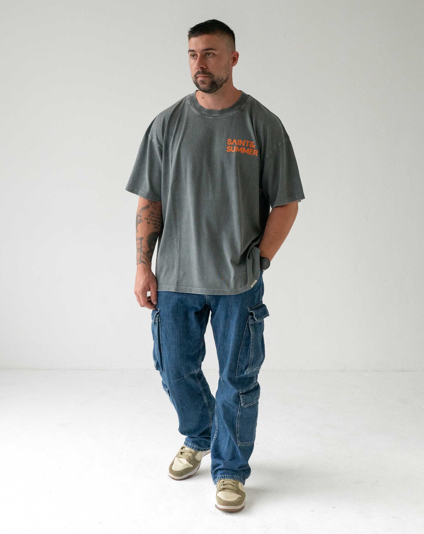 Unisex T-Shirt Char with Orange Logo