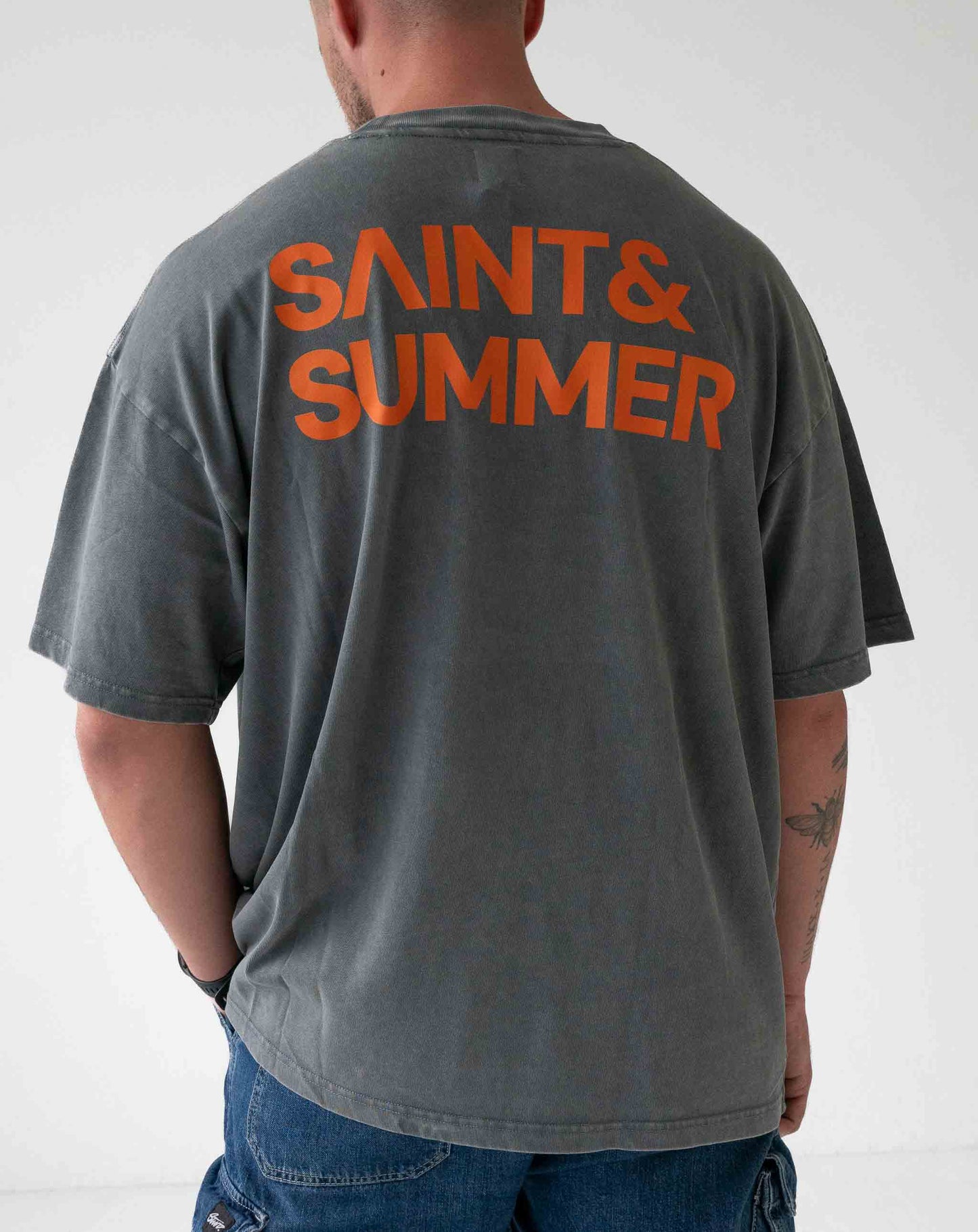 Unisex T-Shirt Char with Orange Logo