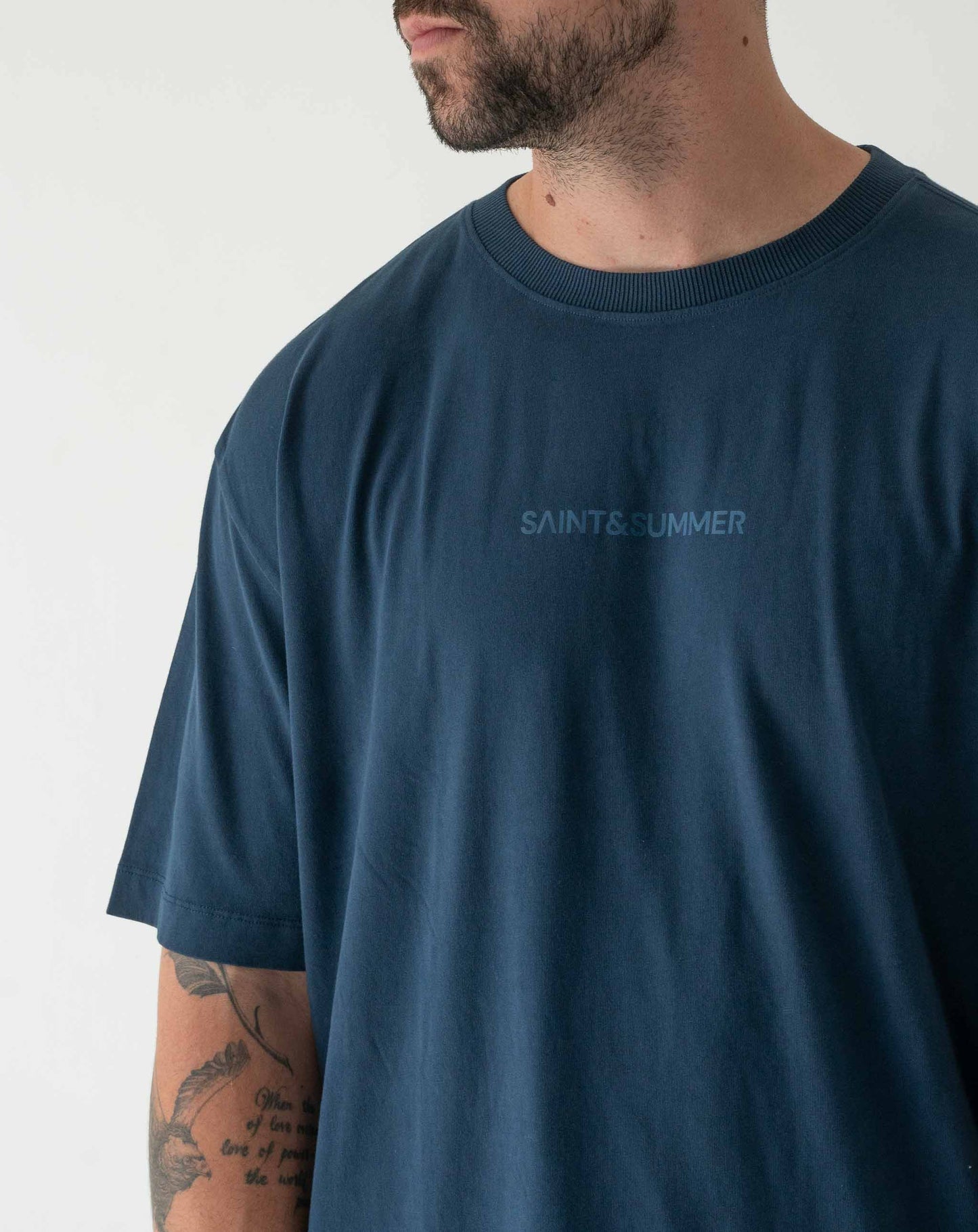 Mens Small Logo Pigment Tee: Navy