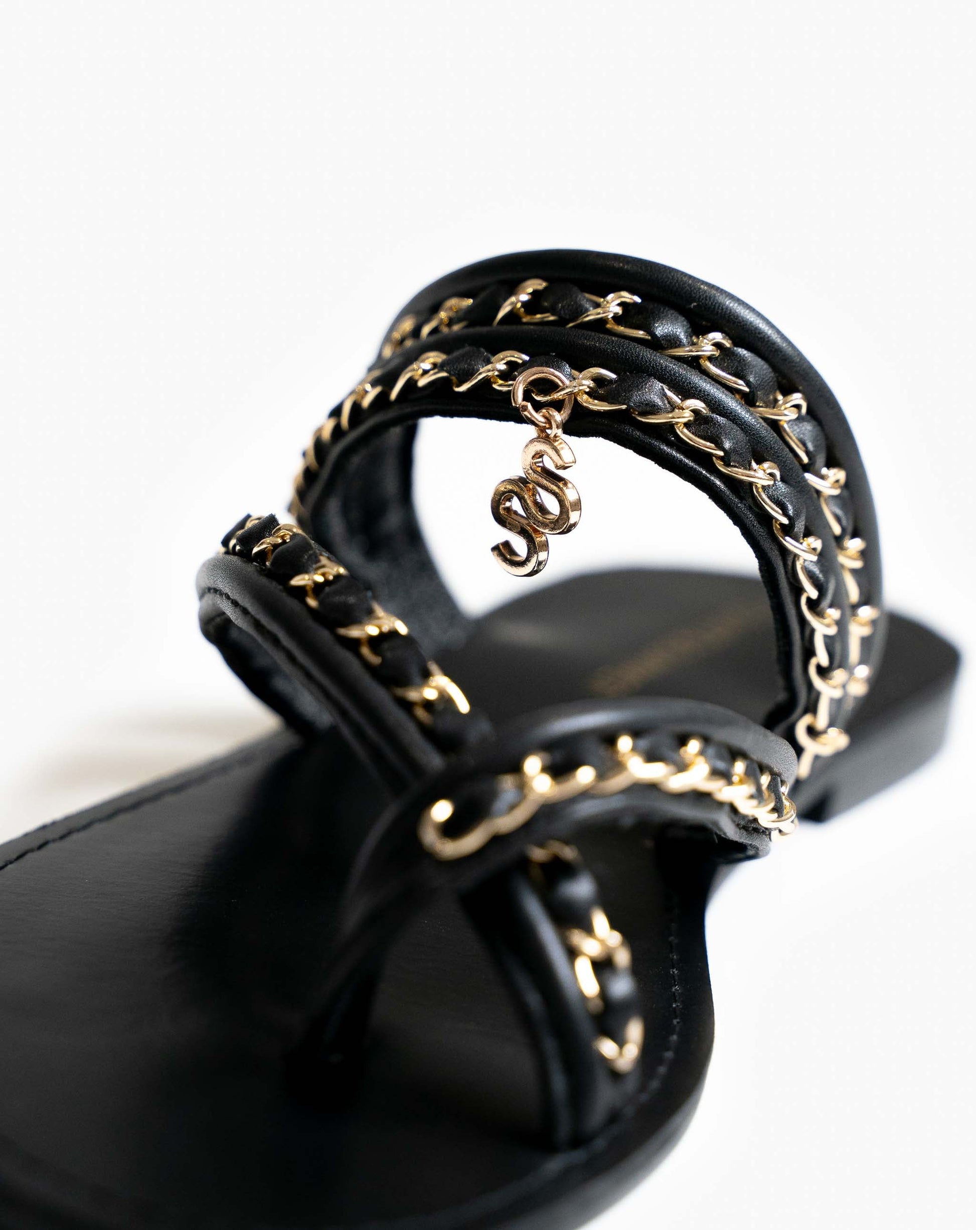 Amma Chain Slide - Flat Sandals