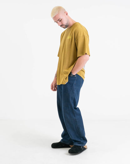 Unisex Spurred T-Shirt