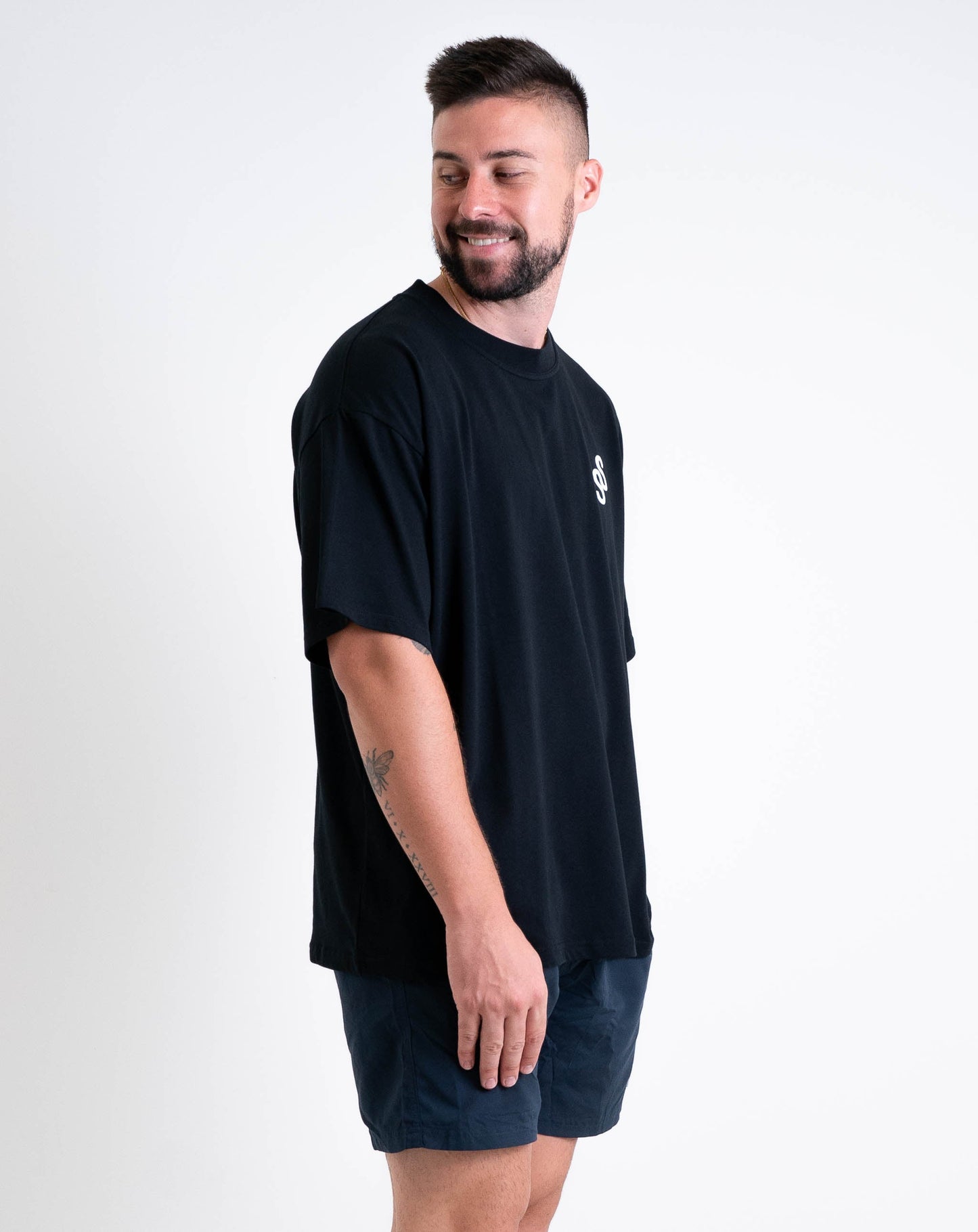 Unisex Big Logo T-Shirt Black - Knit Tops