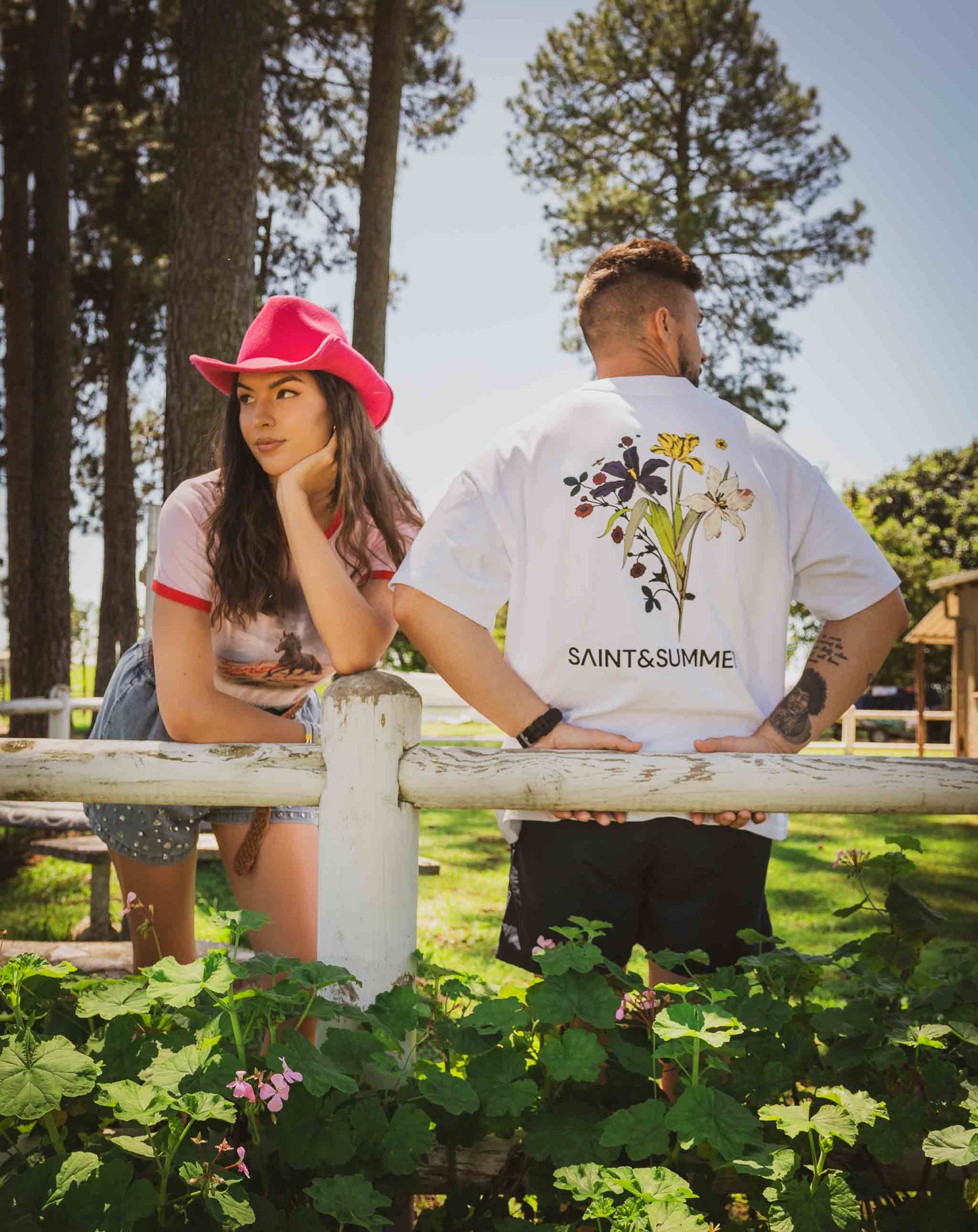 Unisex Chateaux T-Shirt White - Knit Tops